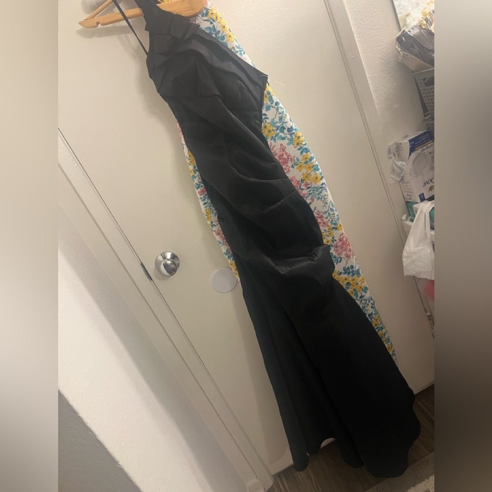 Beautiful one shoulder long dress Juno gown🤩😍